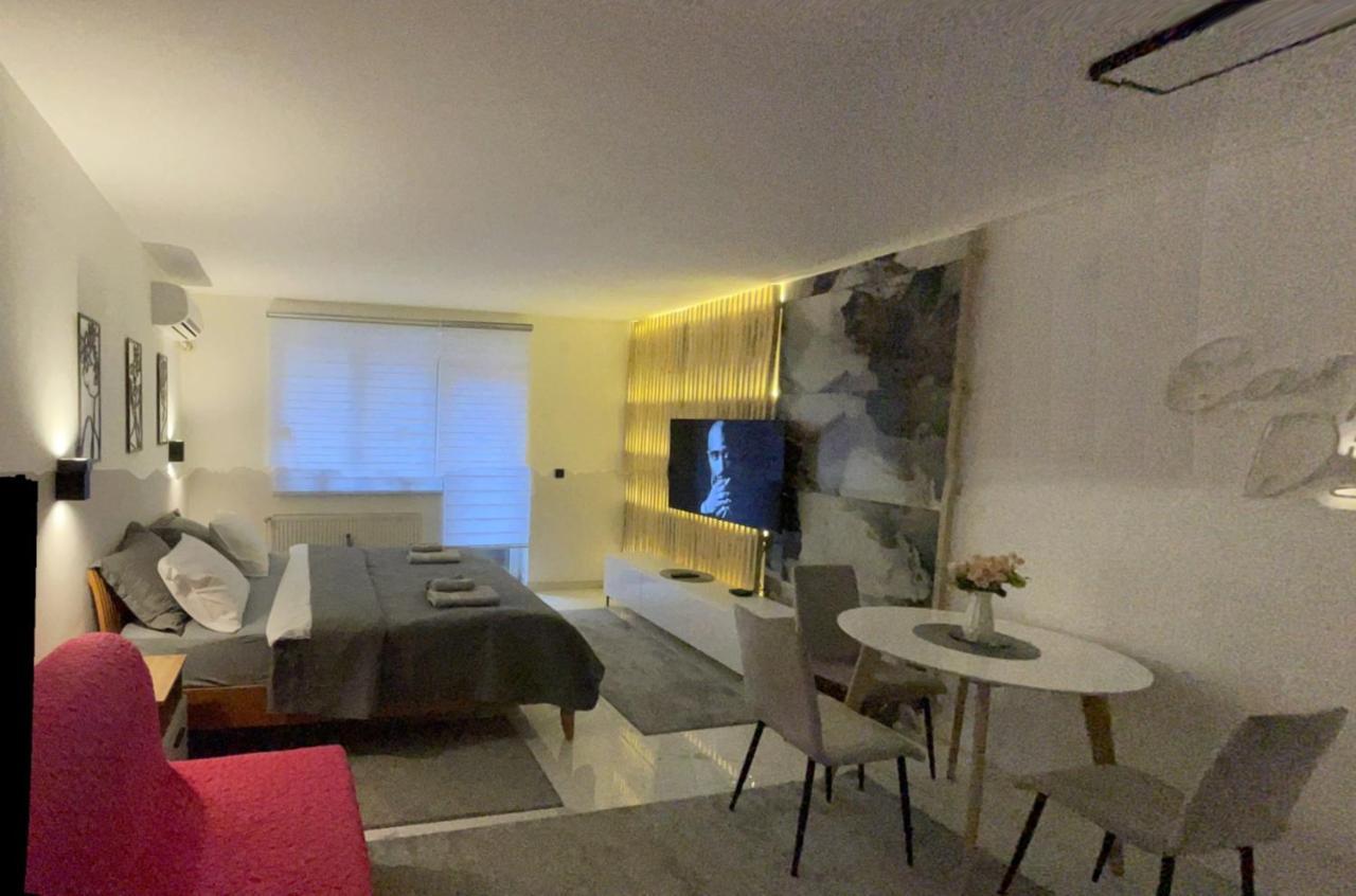 Apartman Afrodita Lux 1 Ni Екстериор снимка